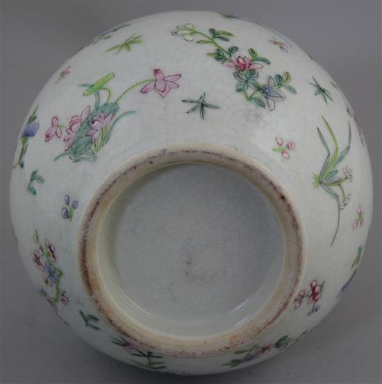 A Chinese famille rose crackleglaze bottle vase, 19th century, 28.5cm